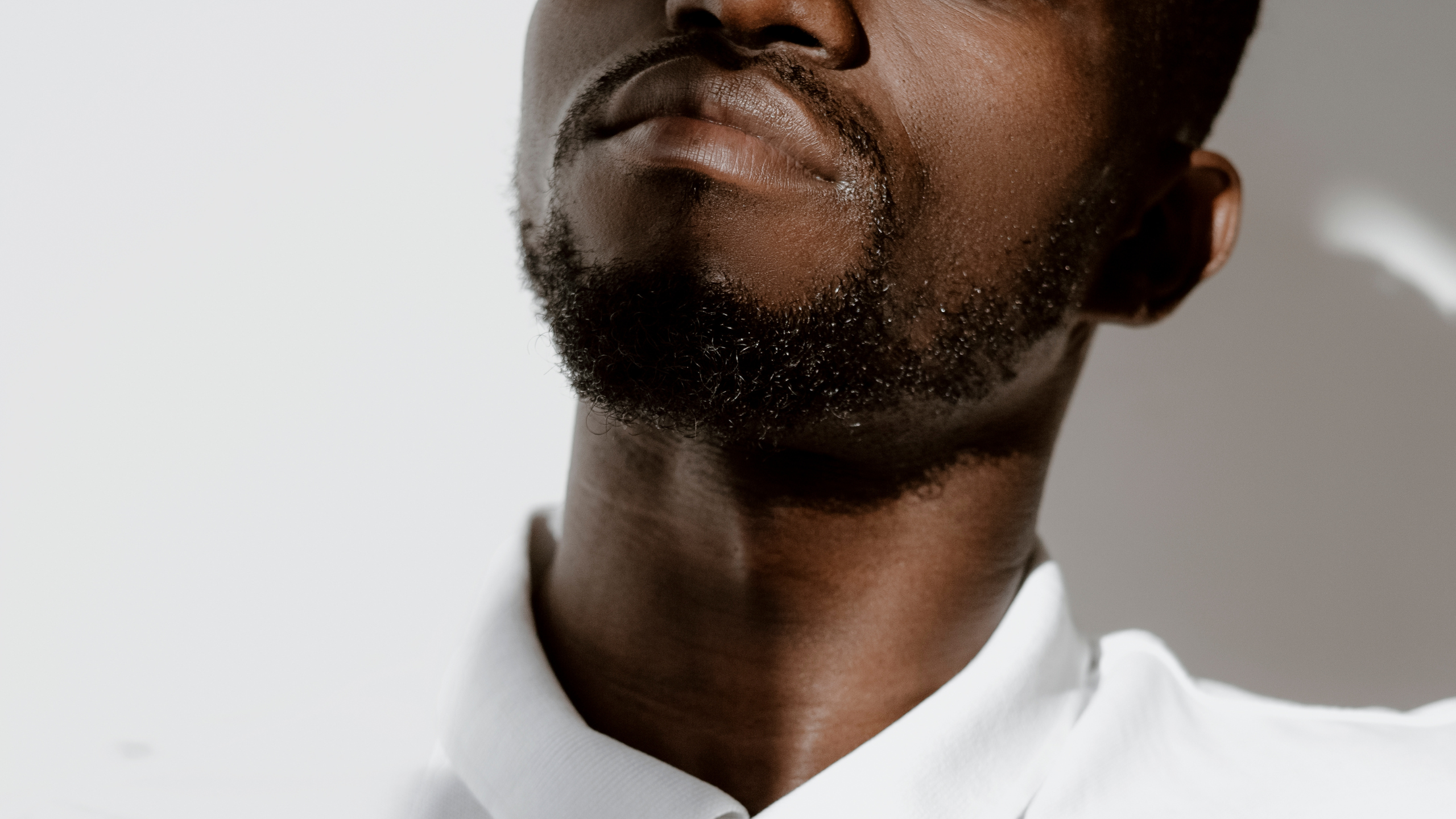 The Truth About Embracing A Beard vs Shaving